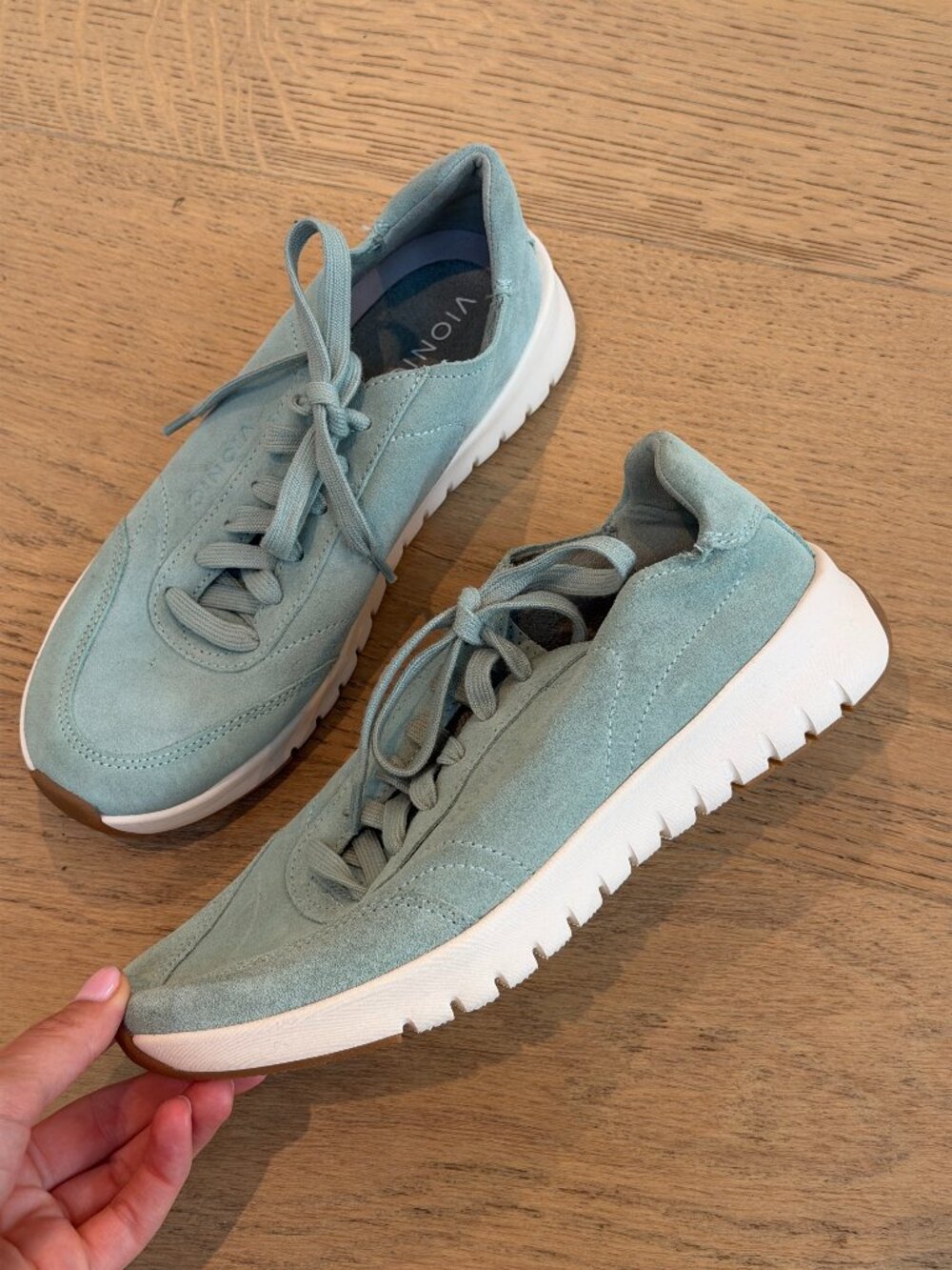 Vionic Uptown Sneaker